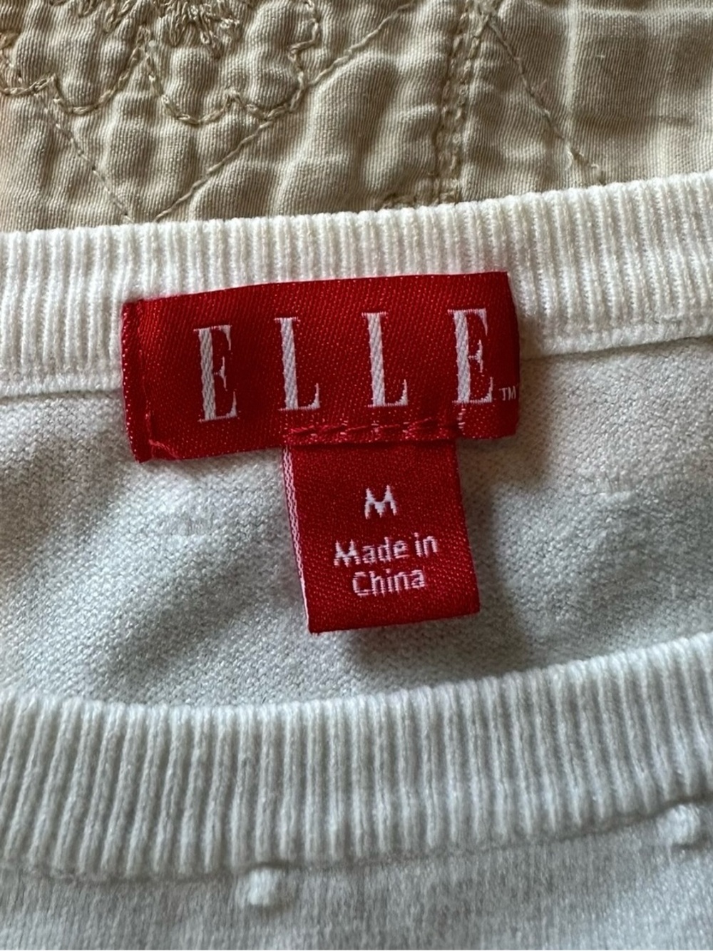 ELLE Women’s White 3/4 Sleeve Knit Top with Polka dots! - Picture 2 of 3